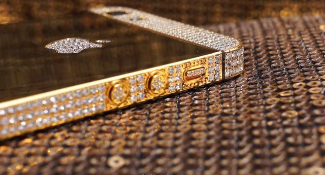 Ήρθε το iPhone 5S με χρυσό 24 καρατίων