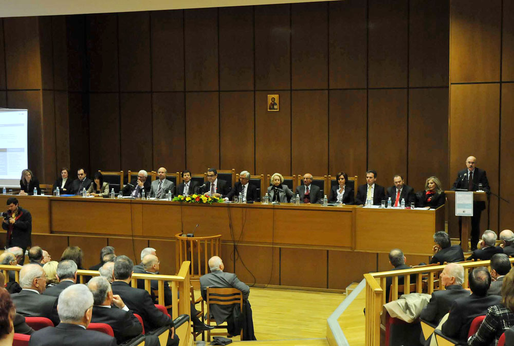 «Απαράδεκτες οι συνθήκες απονομής δικαιοσύνης»