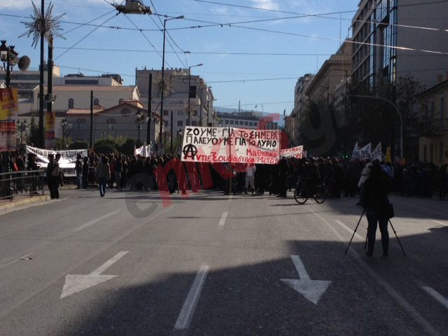 ΤΩΡΑ-ΦΩΤΟ-Κλειστή η Πανεπιστημίου