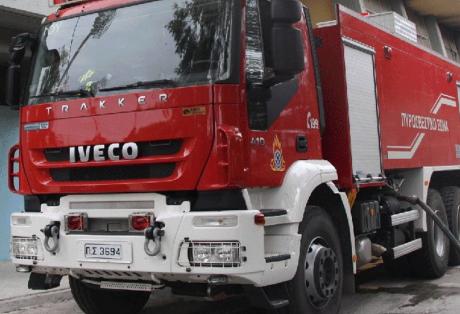 Εμπρησμοί σε γραφεία κομμάτων