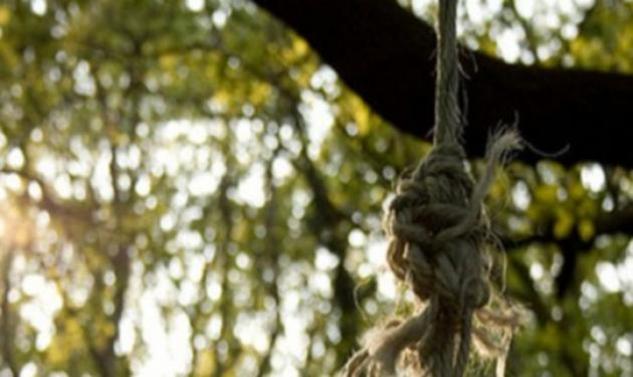 Βρέθηκε κρεμασμένος στην αυλή του σπιτιού του