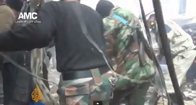 ΒΙΝΤΕΟ-76 νεκροί από βομβαρδισμούς στο Χαλέπι