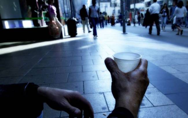 Eurostat: Πόσοι ζουν σε συνθήκες φτώχειας