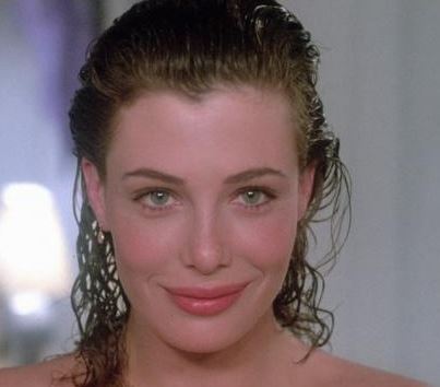 ΦΩΤΟ-Δείτε πώς είναι σήμερα η “Γυναικάρα με τα Κόκκινα”