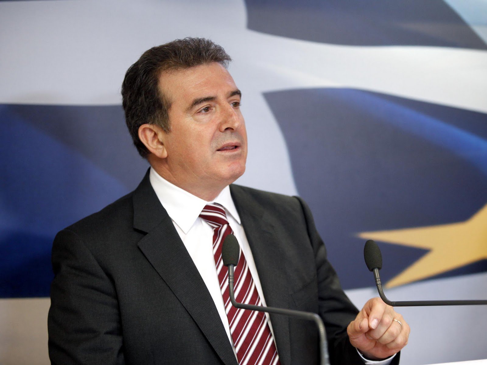 Χρυσοχοΐδης: «Δεν θα γίνουν αυξήσεις στα διόδια»