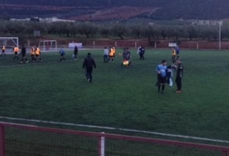 ΒΙΝΤΕΟ-Σε άλλο γήπεδο το πρώτο ημίχρονο και σε άλλο το δεύτερο