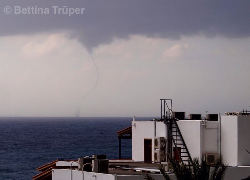 ΦΩΤΟ-Υδροστρόβιλος στα Σφακιά