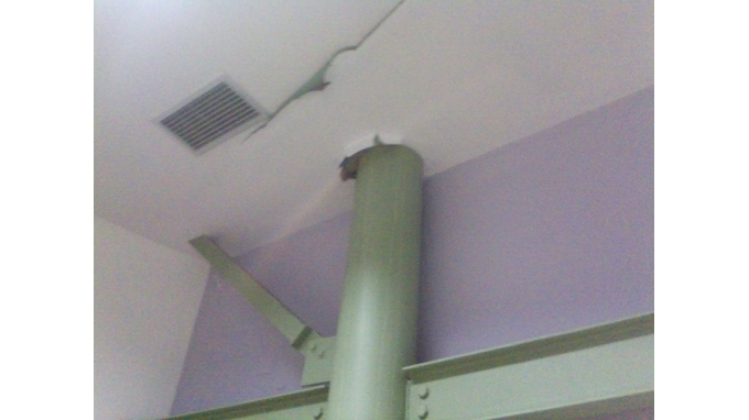 ΦΩΤΟ-Κλειστά σχολεία στην Κρήτη