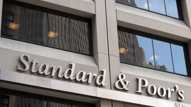 O Standard & Poor’s υποβάθμισε την Ε.Ε.