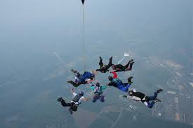 Πολύ έμπειροι οι άτυχοι αλεξιπτωτιστές