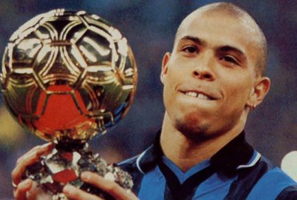 ΒΙΝΤΕΟ-Το “φαινόμενο” κατακτά την χρυσή μπάλα