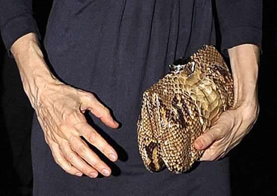 Είναι τα χέρια της…