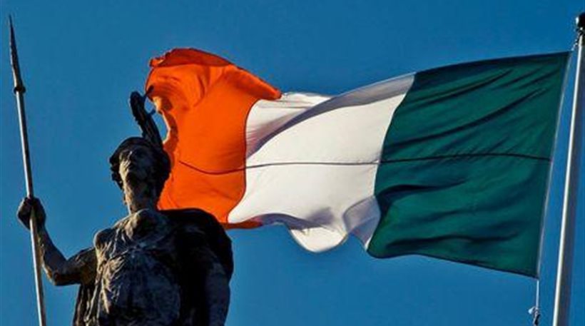 Βγαίνει από το μνημόνιο αλλά όχι από την λιτότητα