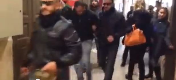 ΒΙΝΤΕΟ-Προφυλακίστηκε ο δράστης του φονικού στην Πάτρα