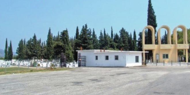 Κλείδωσαν 78χρονη σε νεκροταφείο