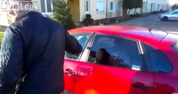 BINTEO-“Διέρρηξε” το αυτοκίνητό του