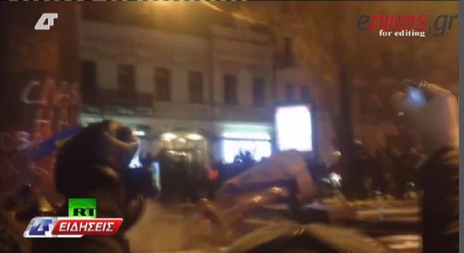 ΒΙΝΤΕΟ-Οι Ουκρανοί «αποκαθήλωσαν» τον Λένιν