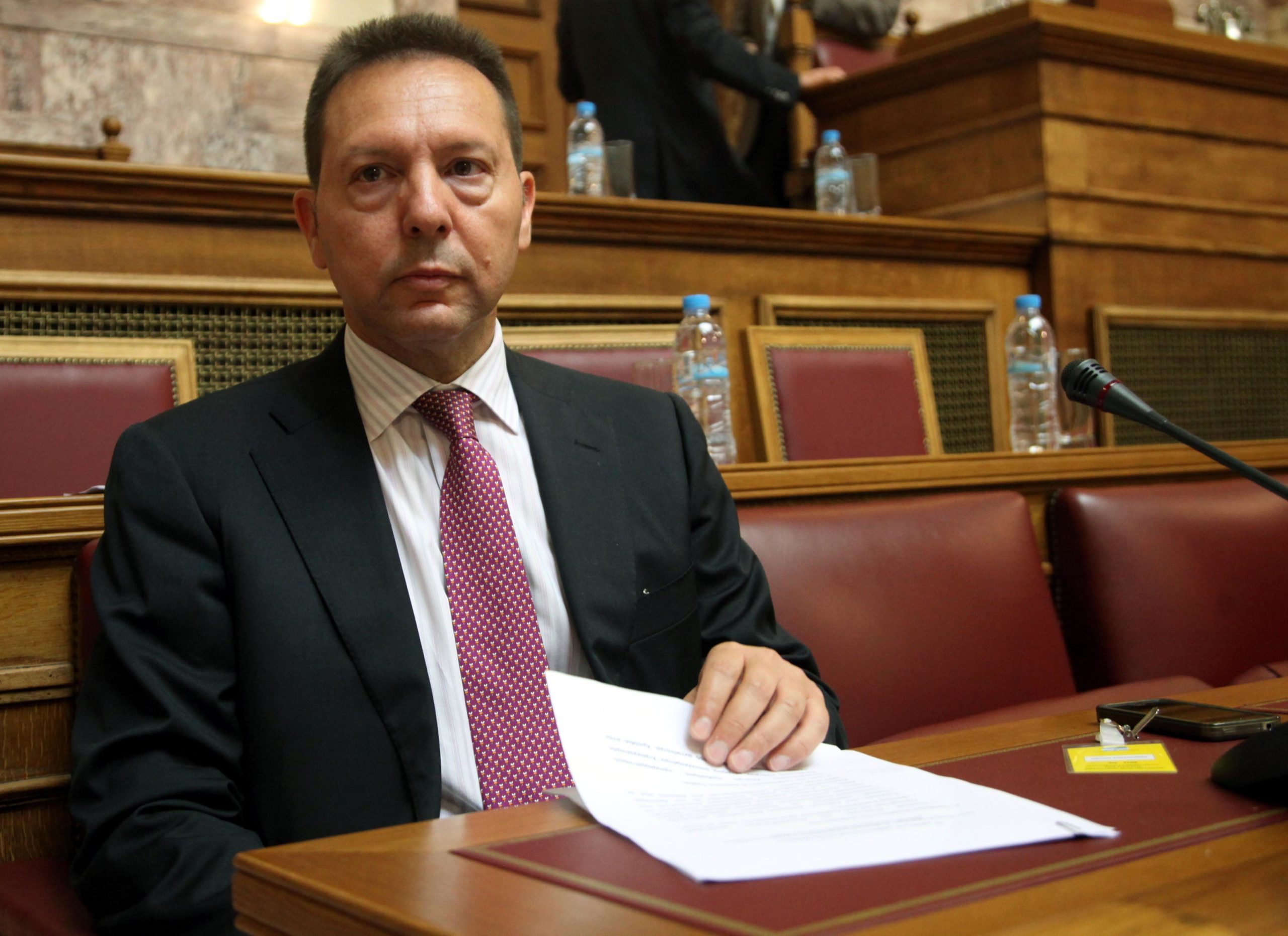 Τι απαντά ο Στουρνάρας στις ενστάσεις των βουλευτών