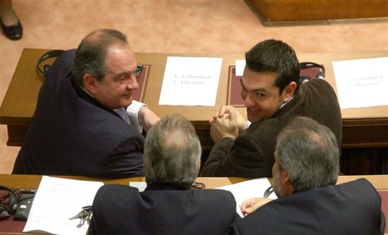 Επικοινωνία Τσίπρα-Καραμανλή