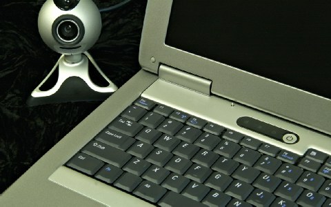 Πρόστιμο 250 ευρώ σε όποιον βλέπει πορνό