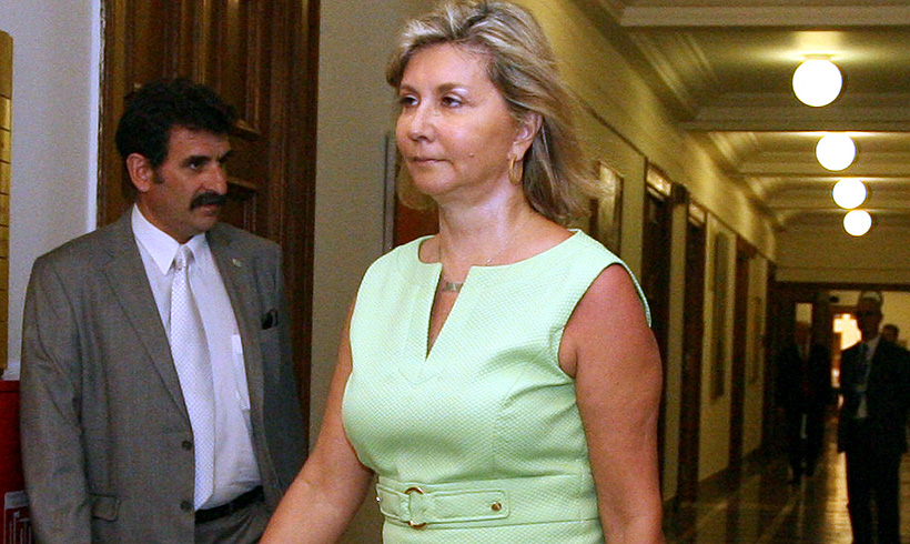 Μάχη για τη “μαύρη τρύπα” του ΟΚΑΝΑ