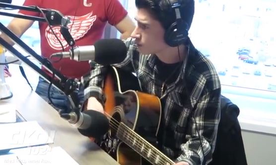 ΒΙΝΤΕΟ-Αυτός είναι ο νέος Έλβις