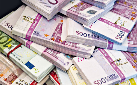 Süddeutsche: Υποψία για τραπεζικό σκάνδαλο μεγατόνων