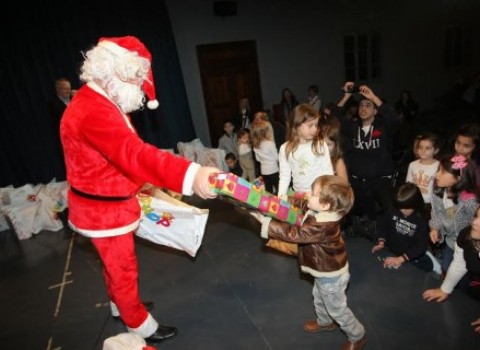 ΒΙΝΤΕΟ- Ένας διαφορετικός Άγιος Βασίλης
