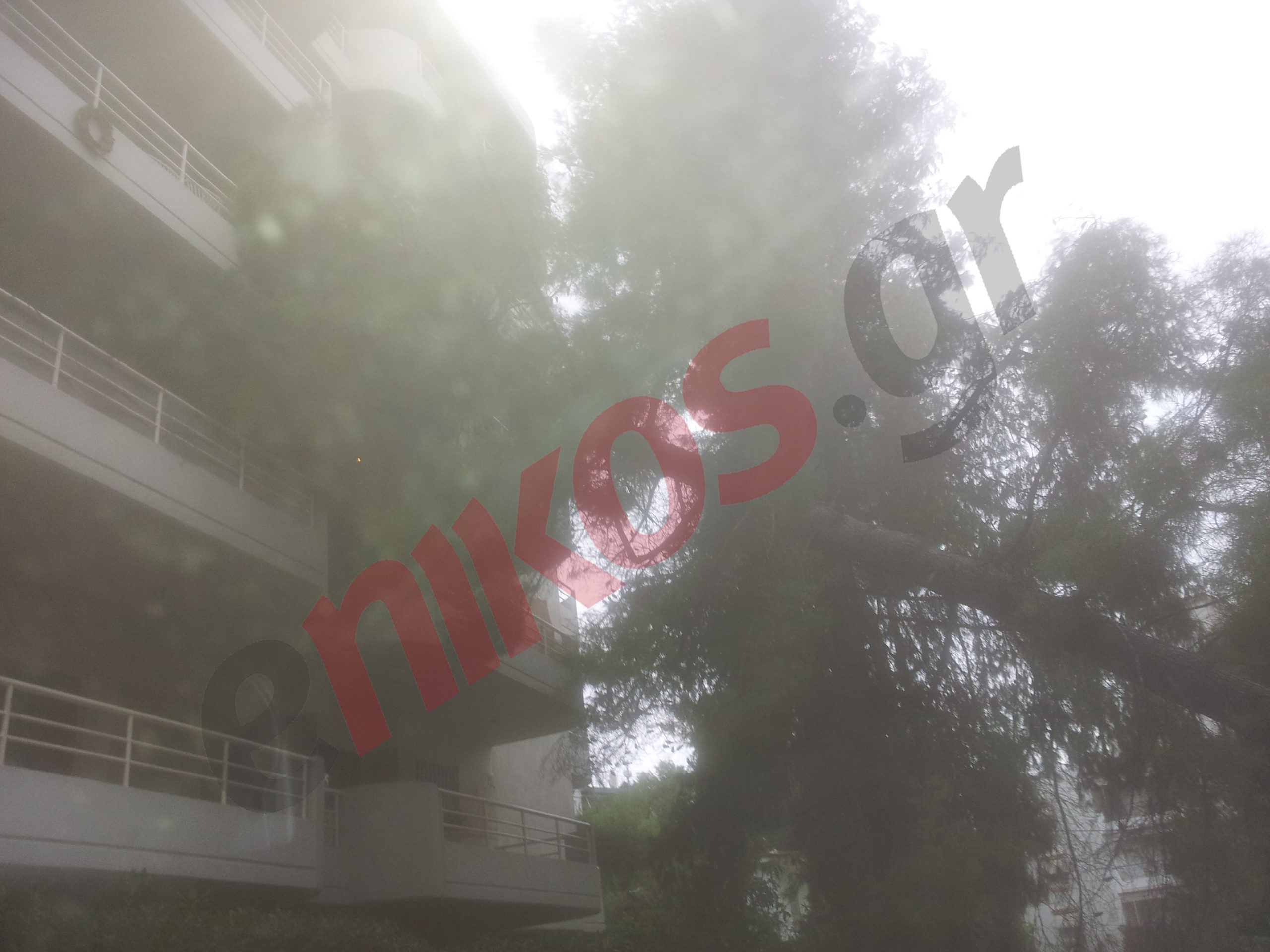 Εκατοντάδες κλήσεις στην πυροσβεστική