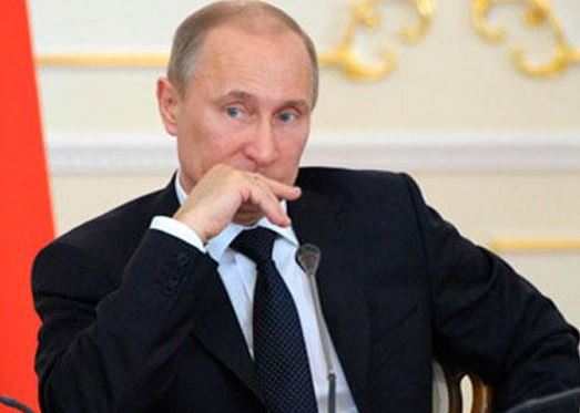 Πούτιν: Δεν συναντήθηκα με τον Σνόουντεν