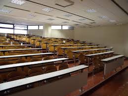 Τελειώνουν οι «αιώνιοι» φοιτητές