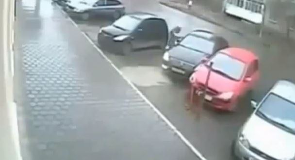 ΒΙΝΤΕΟ-Κι όμως οδηγεί