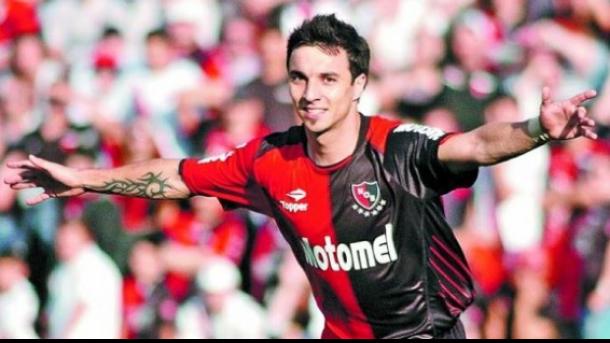 Φλερτ Ολυμπιακού με Σκόκο