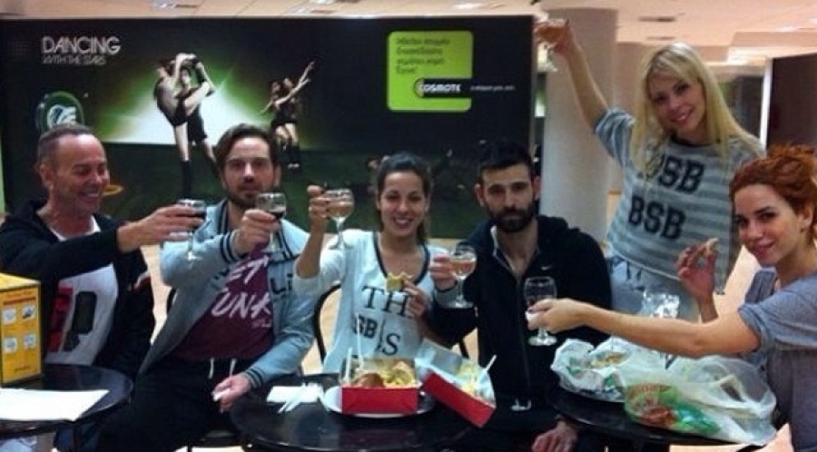 ΦΩΤΟ-Εντατικές πρόβες για το Πρωτοχρονιάτικο live