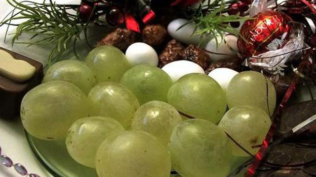 perierga.gr - 10 παράξενες παραδόσεις της Πρωτοχρονιάς! perierga.gr - 10 παράξενες παραδόσεις της Πρωτοχρονιάς!