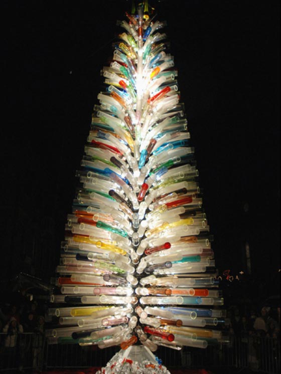 Τα πιο περίεργα χριστουγεννιάτικα δέντρα!