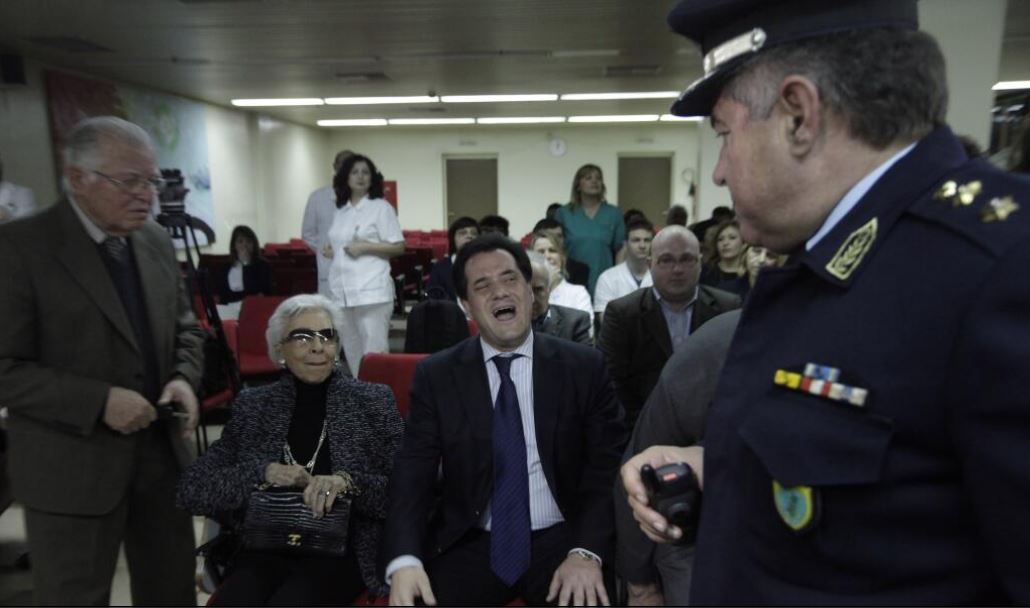 Ο Άδωνις για τις αποδοκιμασίες στο “Αγία Όλγα”