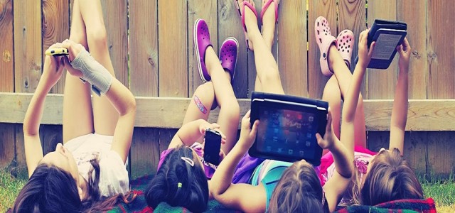 Πόσες ώρες πρέπει να ασχολείται το παιδί με τον υπολογιστή;