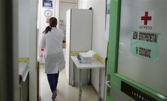 Την Επιτροπή Προμηθειών Υγείας καταγγέλλει το ΑΠΘ