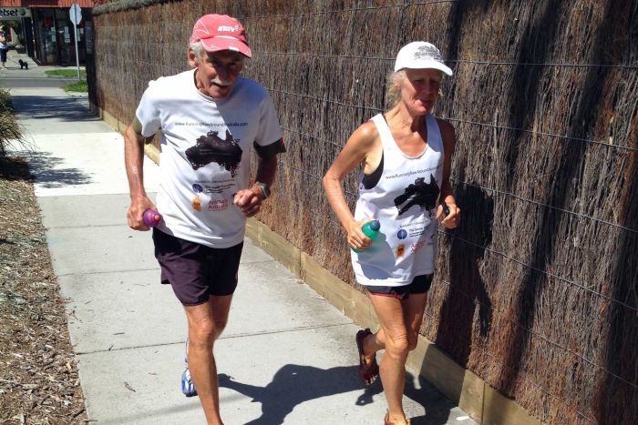 ΒΙΝΤΕΟ-Ηλικιωμένοι έκαναν ρεκόρ μαραθωνίων