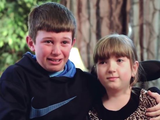 ΒΙΝΤΕΟ-Βραβείο σε αυτή την αδερφική αγάπη