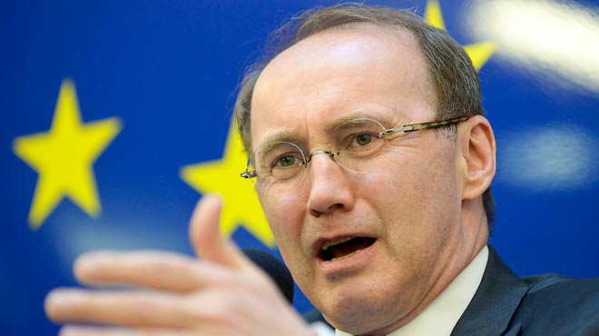 Κάρας: Η τρόικα πρέπει να φέρει εις πέρας το έργο της