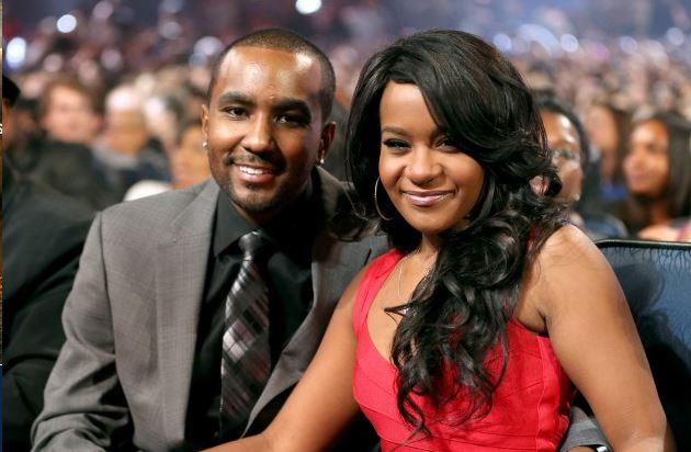 Η κόρη της Χιούστον παντρεύτηκε τον αδερφό της