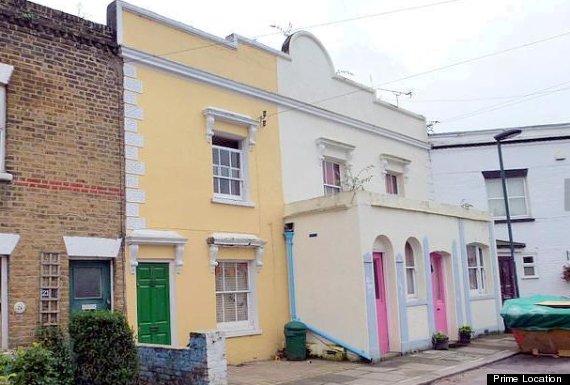 ΦΩΤΟ-Πωλείται σπίτι με πτώματα θαμμένα στον κήπο