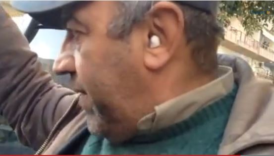 ΒΙΝΤΕΟ-Ο υδραυλικός που μπήκε στο φλεγόμενο διαμέρισμα