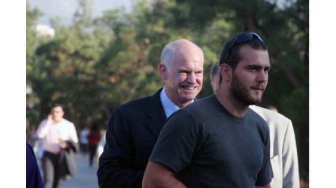 Στο Ηράκλειο ο Παπανδρέου για τον αρραβώνα του γιου του