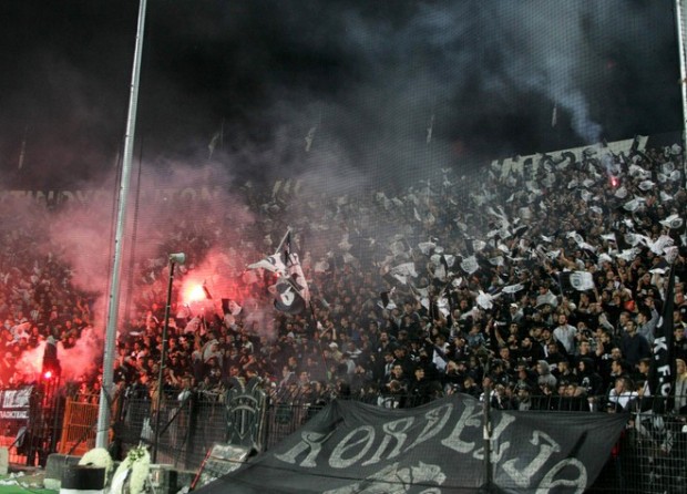 Επιτέθηκαν σε τυφλό που αντέδρασε στις αποδοκιμασίες