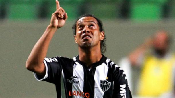 Κοντά στην Μπεσίκτας ο Ροναλντίνιο