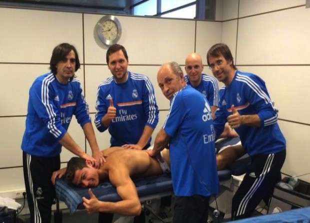 Ο Ρονάλντο μοιράζει αυτοκίνητα