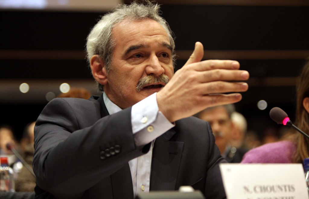Χουντής: Η Κομισιόν διαψεύδει τον Έλληνα Πρωθυπουργό